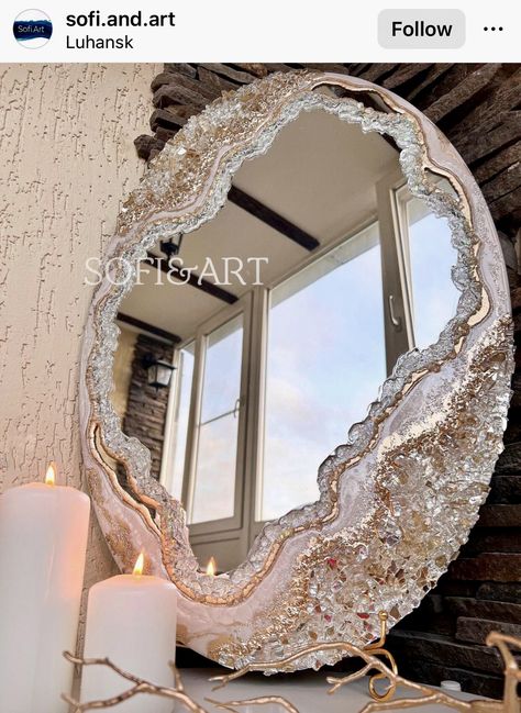 Resin Mirror Ideas, Resin On Mirror, Resin Work On Mirror, Resin Mirror Art, Mirror Resin Art, Mirror Epoxy Resin, Epoxy Resin Mirror, Epoxy Mirror, Round Mirror Resin Art