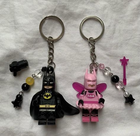 Batman Aesthetic, Bf Gifts, Matching Keychains, Lego Batman, 자수 디자인, Body Inspiration, Just Girly Things, Key Chains, Bling Bling