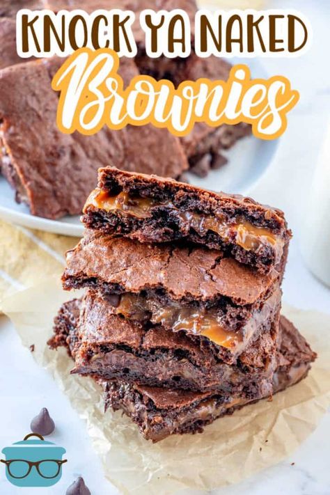 Knock Ya Naked Brownies, Mandrake Brownies, Brownies With Caramel, Brownies Video, Chocolate Caramel Brownies, Cake Mix Brownies, Brownie Desserts Recipes, Reindeer Cupcakes, Caramel Filling