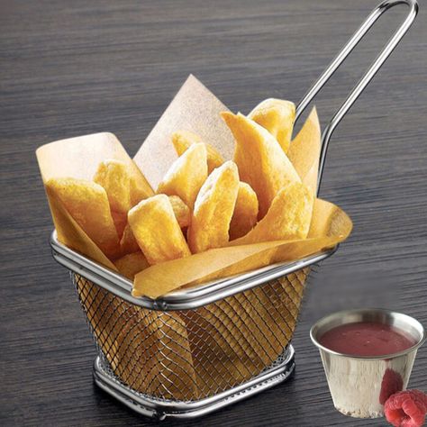 Mini Chips Fry Basket Stainless Steel Fryer Baskets Strainer French Fries HolderTable Serving Food Presentation Tool With Bonus Sauce Cup 1 >>> More info could be found at the image url.(It is Amazon affiliate link) #HomeAppliancesCollection Cozinha Aesthetic, Sudanese Food, Persian Restaurant, Fry Basket, Fried Chips, Kitchen Aid Appliances, Mini Chips, Deep Fryer, Serving Food