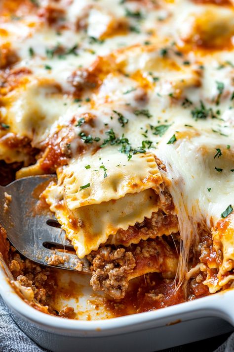 Million Dollar Ravioli Casserole Million Dollar Ravioli, Ravioli Casserole, Ravioli Bake, Comfort Dinner, Cheese Ravioli, Beef Casserole Recipes, Beef Casserole, Meat Sauce, Marinara Sauce