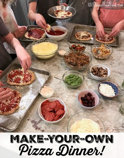 Make Your Own Pizza Birthday Party, Family Night Food, Pizza Making Station, Wine And Pizza Party, Bachelorette Pizza Party, Pasta Making Party, Girls Pizza Night, Make Your Own Pizza Bar, Pizza Making Night