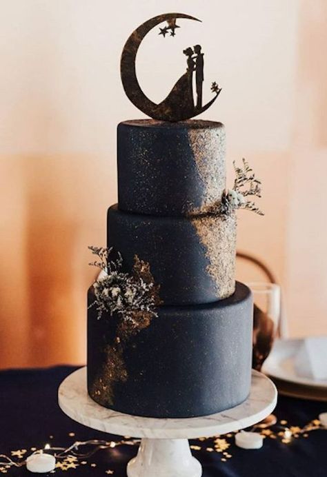 Wedding Cales, Wedding Cake With Gold, Midnight Blue Wedding, Constellation Wedding, Black Wedding Cake, Starry Wedding, Blue And Gold Wedding, Blue Wedding Cake, Cake With Gold