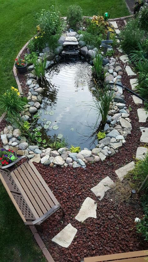 Small Garden Ponds Ideas, Small Pond Landscaping, Pond Garden Ideas, Outdoor Pond Ideas, Koi Pond Ideas, Bath Pond, Pond Inspiration, Backyard Wonderland, Small Pond Ideas