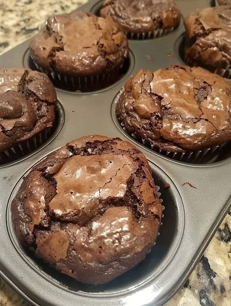 Valerie Bertinelli Recipes 😋 | I always make brownies in muffin pans | Facebook Brownie Muffins, Perfect Brownies, Chocolate Muffin Recipe, Popular Cookies, Brownie Cupcakes, Muffin Pans, Delicious Brownies, Chocolate Fondant, Strawberry Cakes