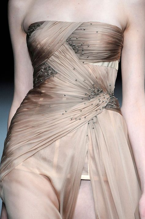 I love fashion Draping Fashion, Couture Details, Couture Gowns, Draped Dress, Gorgeous Gowns, Looks Style, Couture Collection, Beautiful Gowns, Look Chic