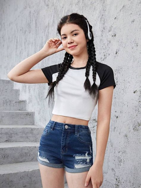 Teen Girl Ripped Roll Up Hem Denim Shorts | SHEIN USA Teen Style, Fair Outfits, Girl Sweatpants, Sports Pants, Cute Summer Outfits, Casual Girl, Sport Pants, Roll Up