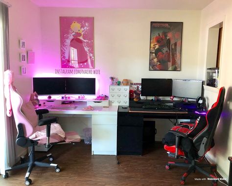 Instagram.com/nacho.wife Couples Study Room, Game Room Couple Ideas, Gaming Room Setup 2 People, His And Hers Shared Office, Husband And Wife Gaming Setup, Couples Gaming Set Up, Couple Desk Setup, Gaming Room Couple, Office His And Hers