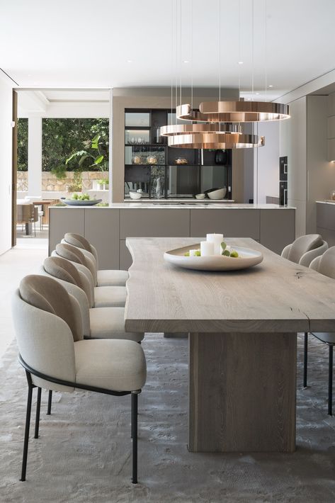 f you are in need of a new modern dining table, dining room chair, or even of the brightest and most splendid lighting design, this is a home decor‘s Eden! #diningchairideas #diningroomdecor #diningroomideas #luxurydiningchair #luxuryfurniture #luxuryinteriordesign #diningroom #interiordesignideas #luxurydesignforhome #luxuryhomedecor #chairdesign #bocadolobo Minimal Dining, Dining Interior, Dinning Room Design, Dinner Room, Dining Room Interiors, Small Kitchens, Luxury Dining Room, Design Philosophy, Luxury Dining