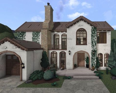 Suburban Mansion, Cottage Core Bloxburg House, Bloxburg Cottage, Two Story House Design, Small House Layout, Diy House Plans, Exterior Bloxburg, Suburban House, House Floor Design