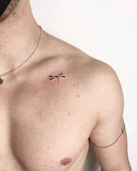 Small Tattoo Placement Ideas Men, Chest Minimal Tattoo Men, Small Tattoo Placement Men, Men Collarbone Tattoo, Minimalist Tattoo Men Chest, Tattoos Men Chest, Tattoo Placement Men, Shoulder Small Tattoo, Minimalist Chest Tattoo