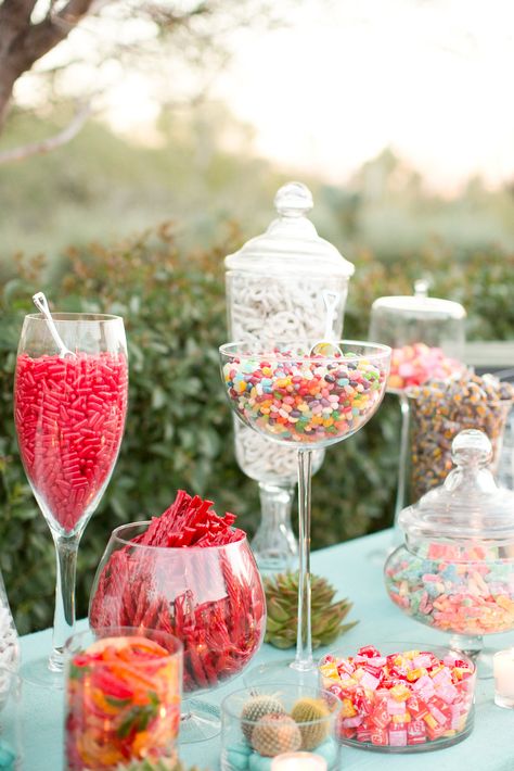 Dessert Bar Decorations, Bachelorette Party Candy Bar, Elegant Candy Bar Wedding, Candy Bar Engagement Party, Candy Bar Bachelorette Party, Candy Buffet Tables Wedding, Candy Station Ideas Wedding, Candy Table At Wedding, Candy Bar Inspiration