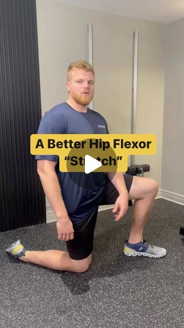 Hip Stretches For Men, Stretching Flexibility, Hip Flexor Exercises, Lower Back Pain Exercises, Hip Flexor Stretch, Back Pain Remedies, Stretches For Flexibility, Flexibility Training, Psoas Muscle