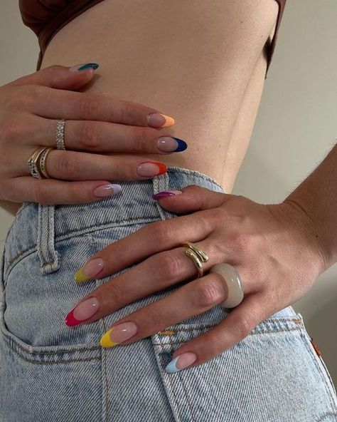 nail colors summer nail art ideas Multicolored Nails, Summery Nails, Simple Acrylic Nails, Hot Nails, Minimalist Nails, Dream Nails, Funky Nails, Chic Nails, Nail Polishes