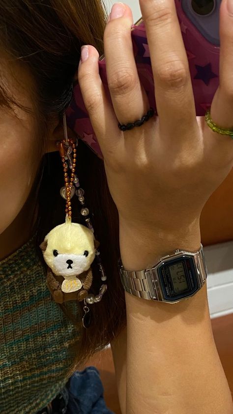 #y2k #y2kaesthetic #phonestraps #phonecase #aesthetic #instagram #instagramstoryideas #watch #casiowatch #photodump #keychains #stuffy #plushie #otter Casio Watch Aesthetic, Satori Gojo, Y2k Watch, Phonecase Aesthetic, Watch Y2k, Watch Aesthetic, Keychain Plush, Cute Watches, Wrist Accessories