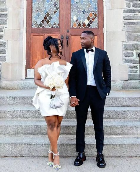 Elope Dresses, Courthouse Wedding Black Couple, Court Marriage Outfit, Courthouse Wedding Dress Short, Bestie Wedding, Marriage Outfit, Court Marriage, Retro Wedding Dresses, Courthouse Wedding Photos