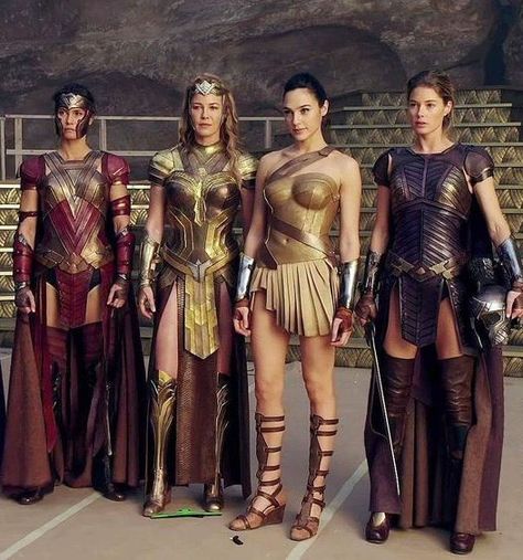 The Amazons, Wonder Woman Cosplay, Wonder Woman Art, Amazon Warrior, Gal Gadot Wonder Woman, Doutzen Kroes, Warrior Princess, Badass Women, Gal Gadot