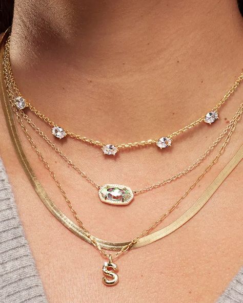 Kassie Chain Necklace in Gold image number 2.0 | Gold Chain Necklace Gold Stacked Necklaces Aesthetic, Jewelry Stacks Gold, Clean Girl Necklace, Affordable Gold Jewelry, Kendra Scott Necklace Stack, Gold Jewelry Necklace Stack, Necklace Stack Ideas, Necklace Stacking Gold, Layering Kendra Scott Necklaces