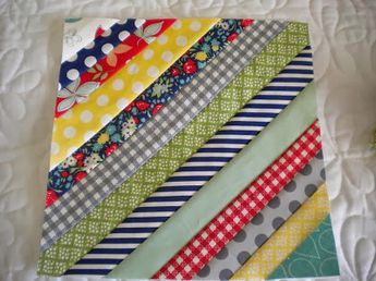 A Quilting Life: String Quilt Blocks--A Tutorial Easy Quilt Tutorials, A Quilting Life, String Quilt, Scrappy Quilt Patterns, String Quilts, Tshirt Quilt, Easy Quilt, Scrap Quilt Patterns, Quilt Tutorial