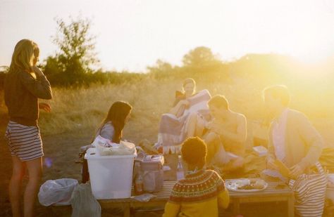 People Gathered Together, Women Gathering Photography, People Having A Picnic, People Around Campfire, People Sitting Around Campfire, Child Of The Universe, Endless Summer, Go Outside, Summer Of Love