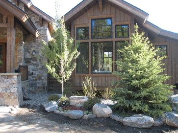 Rustic Landscape Design Ideas, Pictures, Remodel, and Decor Rustic Landscaping, Landscape Design Ideas, Rustic Landscape, Front Yard Design, Areas Verdes, Easy Landscaping, Front Landscaping, Landscape Edging, Traditional Exterior