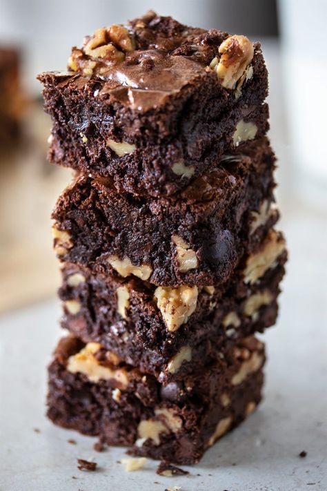 Walnut Brownies #walnut #brownie #chocolate #cocoapowder #walnut #baking #dessert #dessertrecipe | Urban Bakes Walnut Brownie Recipe, Boxed Brownie Recipes, Decadent Brownies, Walnut Dessert, Walnut Brownie, Chocolate Walnut Brownies, Classic Brownies Recipe, Walnut Brownies, Brownies Recipe Homemade