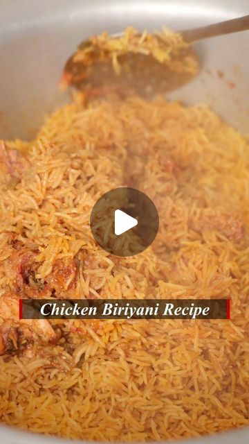 CJ Food Fest on Instagram: "Chicken Biriyani Recipe Ingredients: Basmati rice - 1kg (half boiled) Chicken - 1kg Onion - 400g Tomato - 400g Green chilli - 5-7 Coriander & Mint leaves - one handful Curd - 200g Ginger - 100g Garlic - 100g Oil - 100ml Ghee - 100ml Cinnamon - 5g Cloves - 5g Cardamom - 5g Chilli powder - 2tbsp Salt - as required Water - 1litre Follow @cj_foodfest for more tasty recipes 😊 [Biriyani love, biriyani recipe, dum biriyani, chicken biryani, tasty chicken biryani, south Indian food, tasty recipe, non veg recipe] #biryani #chickenrecipe #chickenbiriyani #southindianfood #easycooking #biriyani_love #dumbiryani #tastyfoods #sundayspecial #nonvegrecipes #foodloversindia #famousfood #indianfood #explorefood #trendingfood #cjfoodfest" Best Biryani Recipe Chicken, Indian Chicken Biryani Recipe, Non Veg Recipes Indian Chicken, South Indian Cooking Recipes, Biriyani Cooking, Chicken Biryani Recipe Indian, South Indian Food Recipes, South Indian Chicken Recipes, Biryani Recipe Video