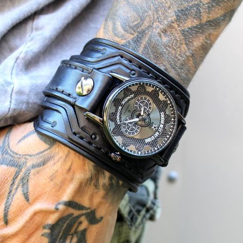 Leather Cuff Men, Leather Watch Cuff, Leather Wrist Cuff, Engraved Watch, Personalized Watch, Steampunk Bracelet, Fancy Watches, Personalized Watches, Watch Engraving