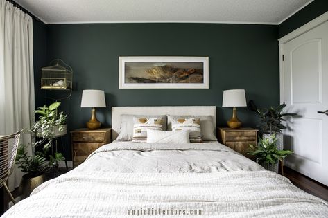 30 Green Accent Wall Bedroom Ideas You’ll Want to Steal - Ideas on Foter Green Accent Wall Bedroom Farmhouse, Small Bedroom Green Walls, Green Bedroom With Curtains, Curtains For Green Walls Bedroom, Fern Green Bedroom, Small Green Bedroom, Deep Green Bedrooms, Green Bedroom Curtains, Forest Green Bedroom