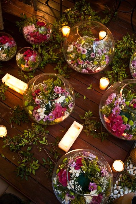 Love this idea with a flower arrangement to help with my flower allergies. It would help contain them for me. No Roses please. LD.: Enchanted Forest Prom, Enchanted Forest Decorations, Enchanted Forest Theme, Secret Garden Parties, Flowers And Candles, Interior Boho, Deco Champetre, Enchanted Forest Wedding, Garden Wedding Decorations