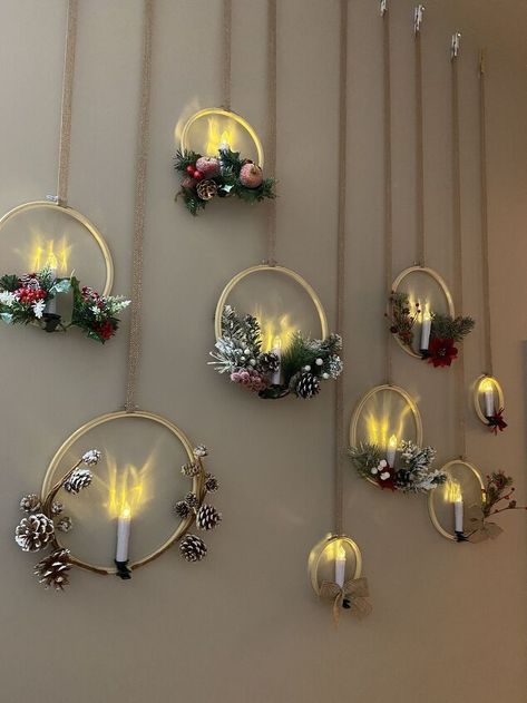 Christmas Wall Decor Diy, Diy Christmas Wall, Easy Ornaments, Clear Ornaments, Mercury Glass Ornaments, Floral Picks, Mini Wreaths, Homemade Decor, Led Candle