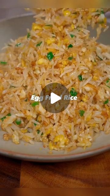 @wujifood on Instagram: "Egg fried rice, easy Chinese food recipes! Recipe in bio 🙈 #chinesefood #recipe #yummy #cooking #foryou #eggfriedrice #easyrecipe #valentinesday 🎥aprilfoodie" Egg Rice Recipes, Egg Fried Rice Recipe Easy, Easy Chinese Food Recipes, Easy Chinese Food, Chinese Rice Recipe, Egg Fried Rice Recipe, Chinese Food Recipes, Egg Rice, Egg Fried Rice