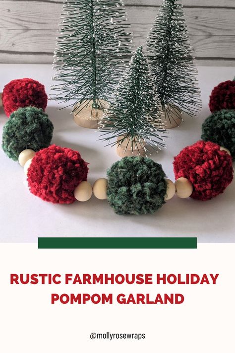 Christmas Pom Pom Garland, Christmas Pom Pom Crafts, Pompom Garland, Rustic Farmhouse Christmas, Christmas Pom Pom, Diy Christmas Garland, Christmas Crafty, Pom Garland, Handmade Christmas Crafts