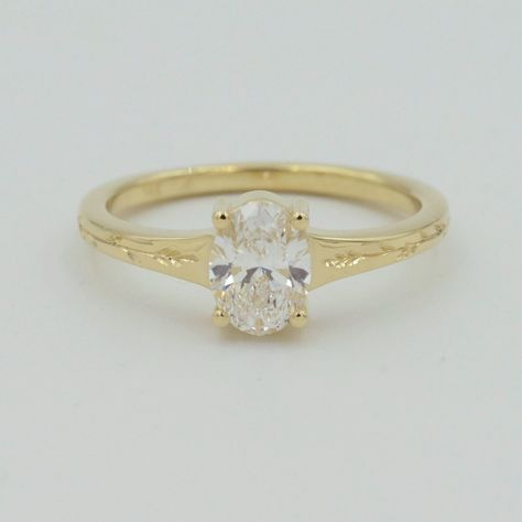 1.5 Karat Ring Engagement, Engagement Rings Less Than 1000, Simple Gold Vintage Engagement Rings, Cute Small Engagement Rings, Textured Band Engagement Ring, Catholic Engagement Rings, Colourful Diamond Ring, Unique Simple Engagement Rings Vintage, Silver Engraved Rings