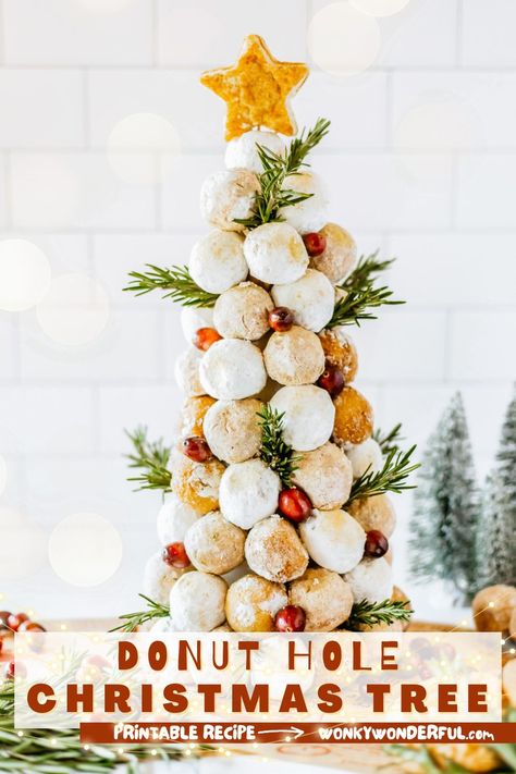 Christmas Tree Danish, Donut Tree, Donut Christmas Tree, Xmas Brunch, Christmas Tree Food, Idea Store, Edible Centerpieces, Themed Recipes, Christmas Donuts