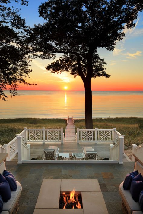 Home of the Week: Michigan Lake House – Best In American Living Michigan Lake House, Charlevoix Michigan, Lake Michigan Beaches, Michigan Summer, Michigan Beaches, Lakeside Living, Lakeside Cottage, Outdoor Entertaining Spaces, Lakefront Homes