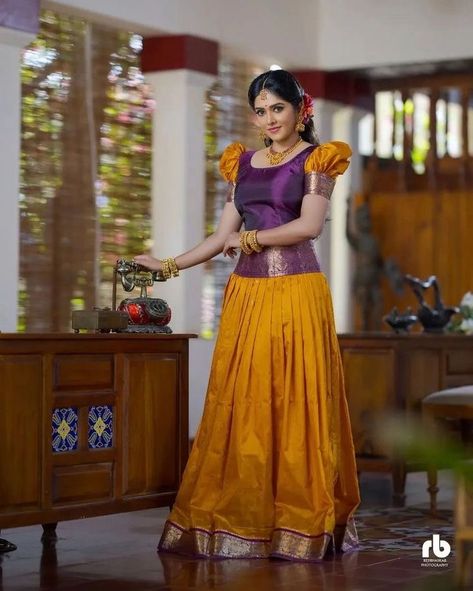 Pattu Pavadai For Women, Langa Blouse Designs For Women, Set Pavada And Blouse, Pattu Pavadai Designs Women, Pattu Pavada Women, Kerala Dress, Pattu Pavadai Designs, Pattu Pavada, Long Skirt Top Designs