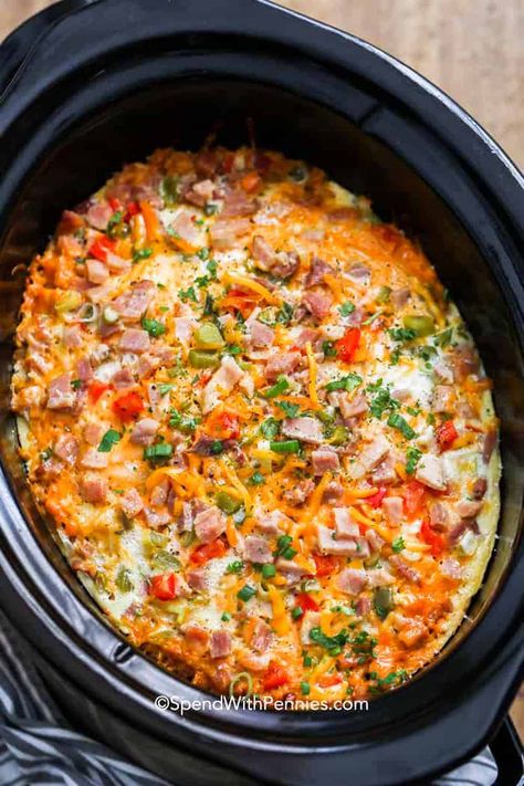 Overnight Crockpot Breakfast, Breakfast Potluck, Slow Cooker Breakfast Casserole, Crockpot Breakfast Casserole, Breakfast Crockpot Recipes, Slow Cooker Breakfast, Best Crockpot Recipes, Spend With Pennies, Crockpot Breakfast