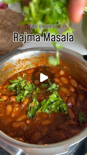 Puja Korupu | Food | Travel | Lifestyle on Instagram: "✨One pot rajma masala✨  Ingredients: 👉🏻Black cardamom - 2 👉🏻Cumin seeds - 1 teaspoon 👉🏻Cloves - 5 👉🏻Bay leaves - 2 👉🏻Cinnamon stick - 1 👉🏻Onions - 2 👉🏻Tomatoes - 4 👉🏻Green Chillies - 4 👉🏻Ginger - 1 inch 👉🏻Oil - 1/4 cup 👉🏻Turmeric - 1/2 teaspoon 👉🏻Red Chilli Powder (Spicy) - 1 teaspoon 👉🏻Coriander Powder - 1 teaspoon  👉🏻Kashmiri Red Chilli Powder - 1 teaspoon 👉🏻Garam Masala - 1 teaspoon 👉🏻Kasuri Methi - 1 teaspoon  👉🏻Salt Aa per taste 👉🏻Fresh Coriander  [VegCurries, RajmaMasala, HealthyFood, EasyRecipes, QuickDishes, YummyFood, OnePotRecipe, SpicyCurries, IndianFood, RajmaCurry]  #vegcurries #rajmamasala #healthyfood #easyrecipes #quickdishes #yummyfood #onepotrecipes #spicycurries #indianfood #rajmac Masala Ingredients, Rajma Masala, Rajma Recipe, Kasuri Methi, Black Cardamom, Red Chilli Powder, Quick Dishes, Cumin Seeds, Coriander Powder