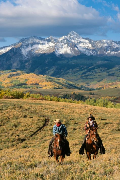 23 Best Places to Go in the U.S. in 2023, According to Condé Nast Traveler Editors | Condé Nast Traveler Colorado Ranch, Montana Ranch, Los Angeles Art, Ranch Life, Country Life, Horseback Riding, Wild West, Horse Riding, Rocky Mountains