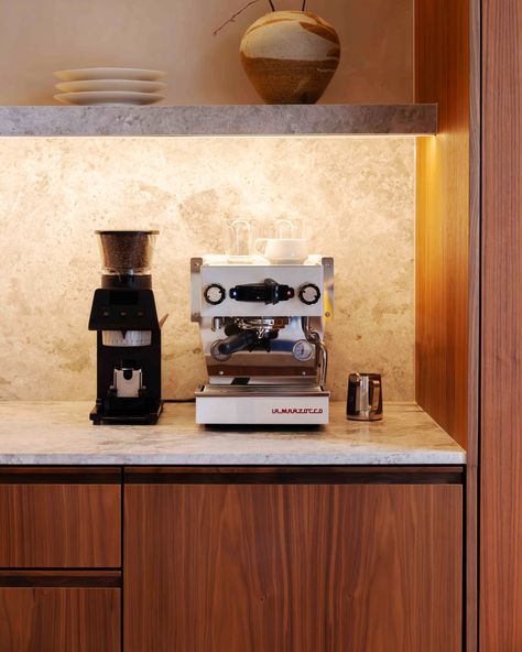 The La Marzocco Linea Mini sits pretty in white on a marble benchtop with stained timber cupboards. Enjoy your coffee at home and make your coffee corner truly remarkable. La Marzocco Linea Mini, Marble Benchtop, La Marzocco, Coffee At Home, Coffee Corner, Manifestation Board, Espresso Machines, White Home, White Houses