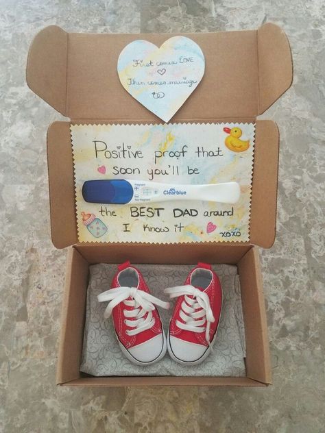 How I decided to reveal our pregnancy news to my husband!! Converse crib shoes because he loves his Chuck Taylor's & red because as a toddler my first high-top "basketball" shoes were red Converse! Love the sentimental value & it's gender neutral BONUS! Vom Avea Un Copil, Valentines Baby, Valentines Decor, Baby Sleep Problems, Third Baby, Unique Valentines, After Baby, Pregnant Mom, Reveal Ideas