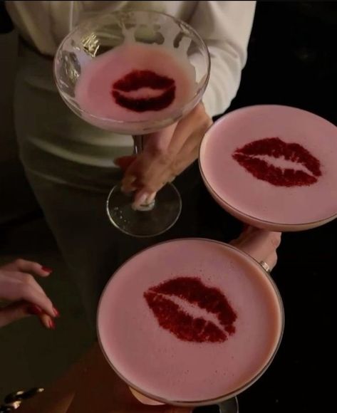 Cherry Cocktail Aesthetic, Aesthetic Drinks Pictures, Sweet But Physco Aesthetic, Vintage Cocktail Aesthetic, Getting Drunk Aesthetic, Galentines Drinks, Cocktail Party Aesthetic, Rose Cocktails, Shots Aesthetic