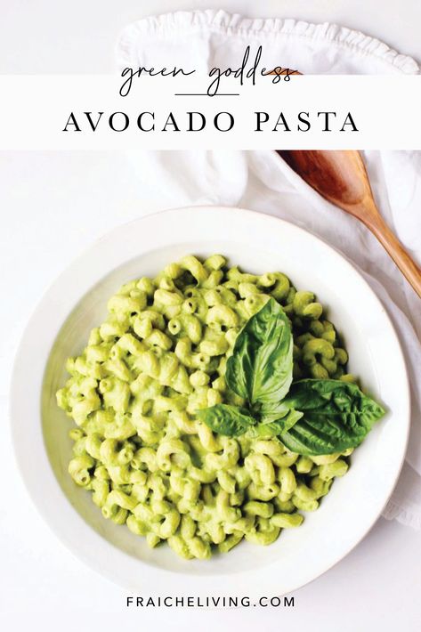 Brimming with flavour from fresh garlic, mounds of fresh basil, lemon juice and zest in a base of healthy avocados, this vegan avocado pasta sauce is velvety rich without the guilt. #avocadopasta #greengoddesspasta #healthypastasauce #avocadopastasauce Avocado Basil Pasta, Vegan Avocado Pasta, Avocado Pasta Sauce, Pasta With Lemon Sauce, Avocado Sauce Pasta, Garlic Pasta Sauce, Fraiche Living, Avocado Pasta, Wheat Pasta