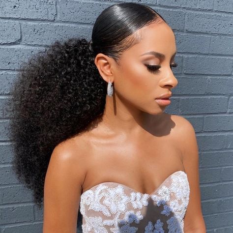 Black Bridesmaids Hairstyles, Wedding Ponytail Hairstyles, Natural Hair Ponytail, Wedding Ponytail, Afro Ponytail, Curly Hair Pieces, Low Ponytail Hairstyles, Black Wedding Hairstyles, Natural Wedding Hairstyles