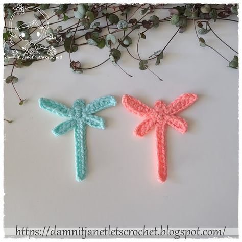 Crochet Dragonfly Pattern, Dragonfly Applique, Crochet Dragonfly, Appliques Au Crochet, Crochet Butterfly Free Pattern, Crochet Snail, Crochet Game, Crochet Applique Patterns Free, Crochet Necklace Pattern