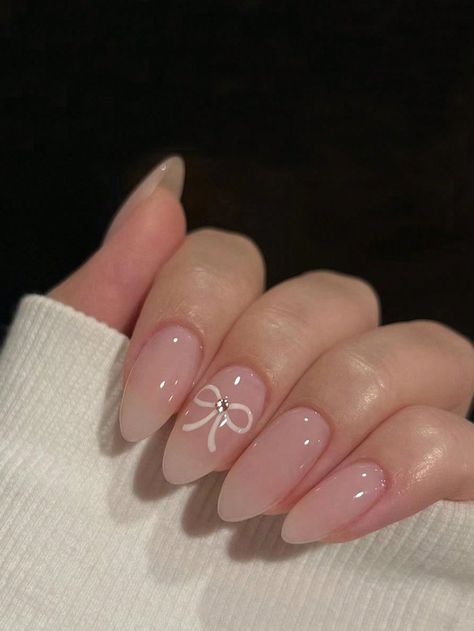 Free Beginners Tips for Perfect Summer Nails Bow Nail Designs, Almond Nails Designs, White Nail Designs, White Nail, Prom Nails, Acrylic Nail Designs, Almond Nails, French Nails, Winter Nails