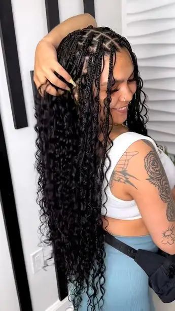 Boho Knotless Braids: All You Need to Know About This Hairdo Island Hairstyles, Big Box Braids Hairstyles, Feed In Braids Hairstyles, Goddess Braids Hairstyles, Box Braids Hairstyles For Black Women, Braided Cornrow Hairstyles, Braids Hairstyles Pictures, Cute Box Braids Hairstyles, Quick Braided Hairstyles