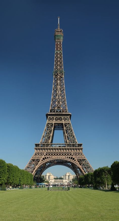 Paris approves its first skyscraper of the 21st century | News | Archinect Eiffel Tower History, Prancis Paris, Torre Eiffel Paris, Effiel Tower, Paris Torre Eiffel, Eiffel Tower Photography, Barbados Travel, Honduras Travel, Eifel Tower