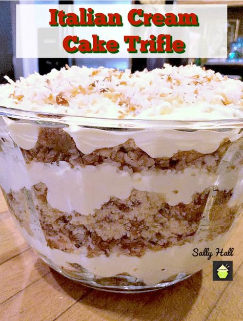 Peaches And Cream Dessert, Trifle Bowl Recipes, Cake Trifle, Italian Cream Cake Recipe, Trifle Dessert Recipes, Italian Cream Cakes, Creamy Pudding, Italian Cream, Italian Cake